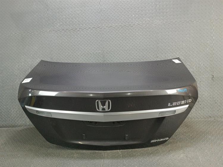 Крышка багажника Хонда Легенд в Саки 470039